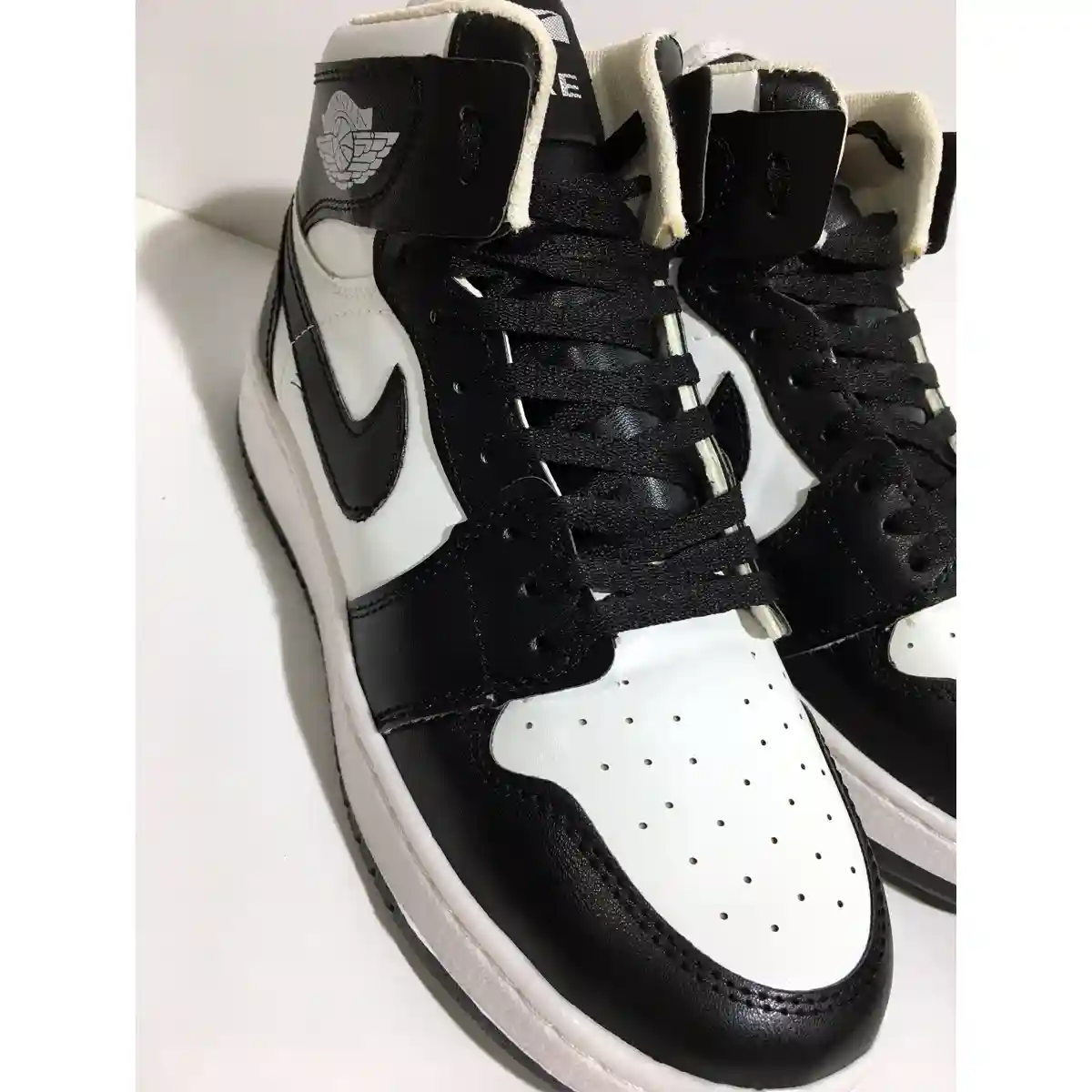 کفش کتونی ساقدار مردانه نایک جردن وان Jordan 1 سفید مشکی کد 220